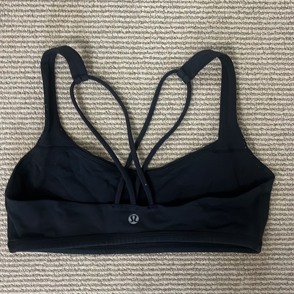 Lulu Lemon black sports bra - Picture 2 of 3
